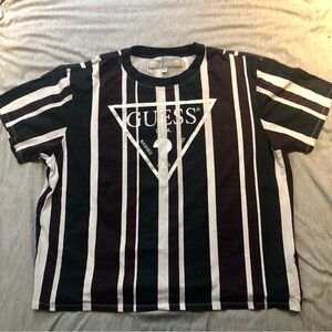 Guess originals vertical stripe triangle logo t shirt sz xl